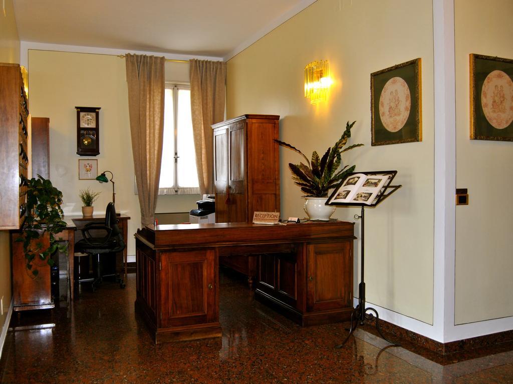 Hotel Aquila Castelfranco Emilia Buitenkant foto