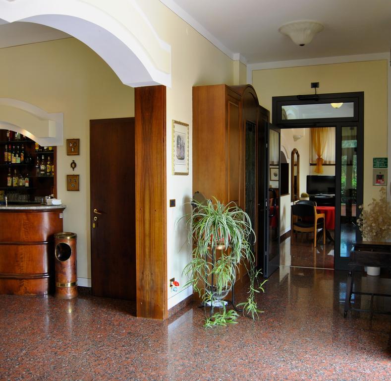 Hotel Aquila Castelfranco Emilia Buitenkant foto