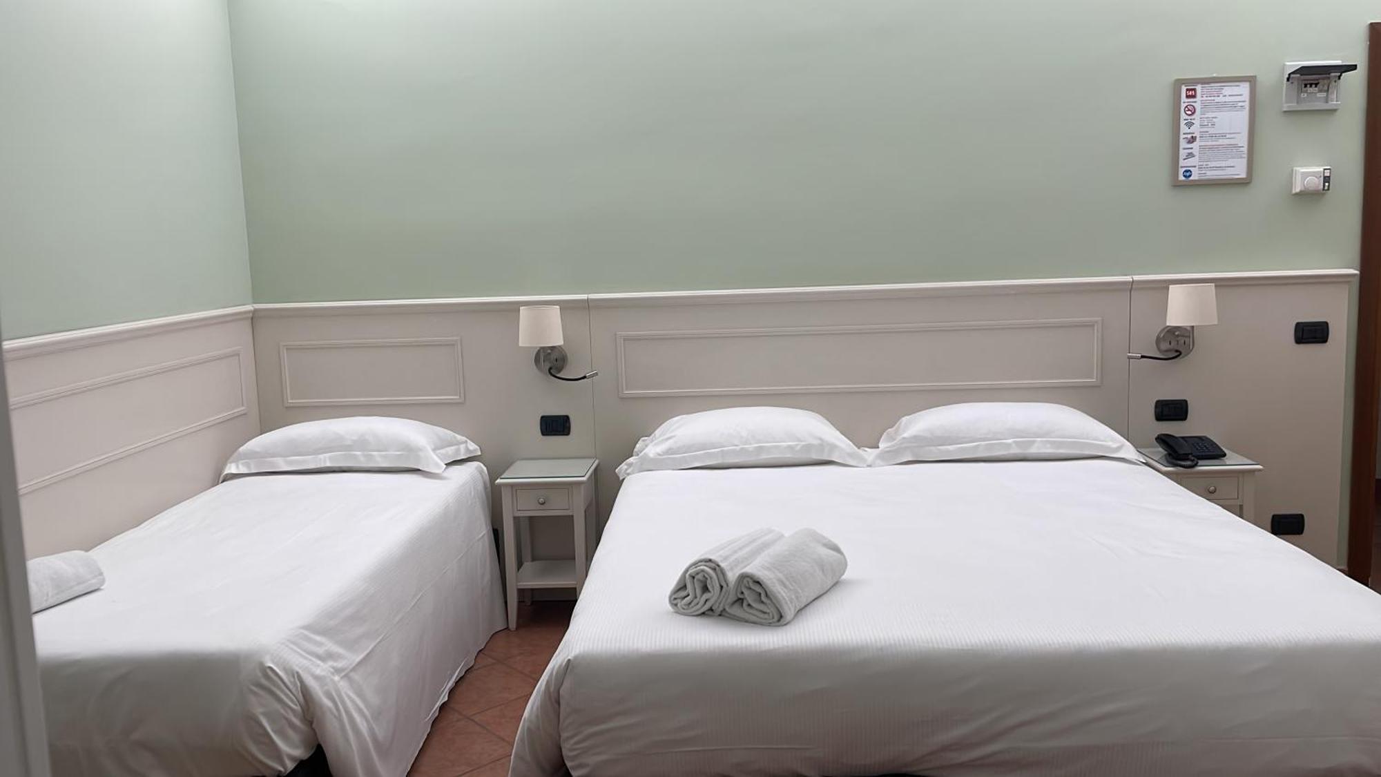 Hotel Aquila Castelfranco Emilia Buitenkant foto